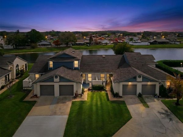 62 LAKEPOINTE CIRCLE , KISSIMMEE, FL 34743