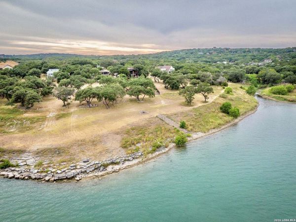 259 Oak Hideaway, Canyon Lake, TX 78133