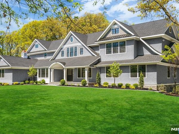 330 Hartshorn Drive, MILLBURN, NJ 07078