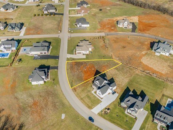 9217 Poplar Grove Court , Bowling Green, KY 42122