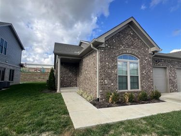 556 Cumberland Pointe Lane , Bowling Green, KY 42103
