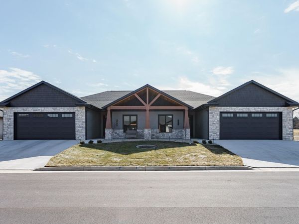 381 Ridge View Drive, Unit 4, Milton, WI 53563