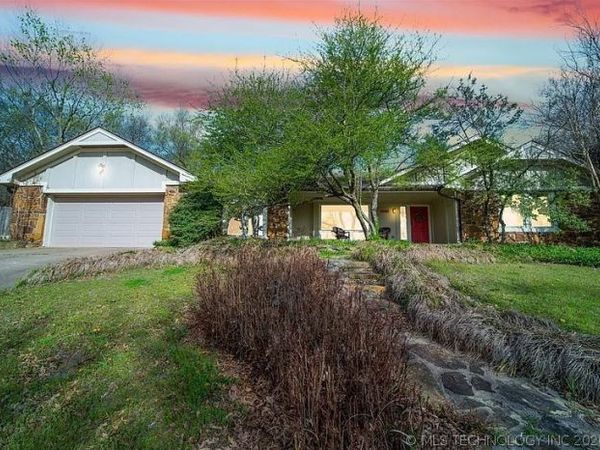 1910 W 4th Street S, Claremore, OK 74017