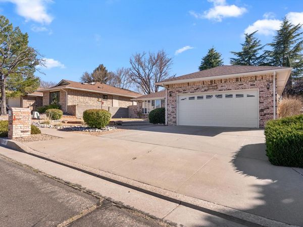 9108 Meriwether Avenue NE, Albuquerque, NM 87109