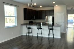 1217 Warrens Way photo 4