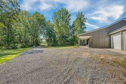 818 Frasier Lane photo 4