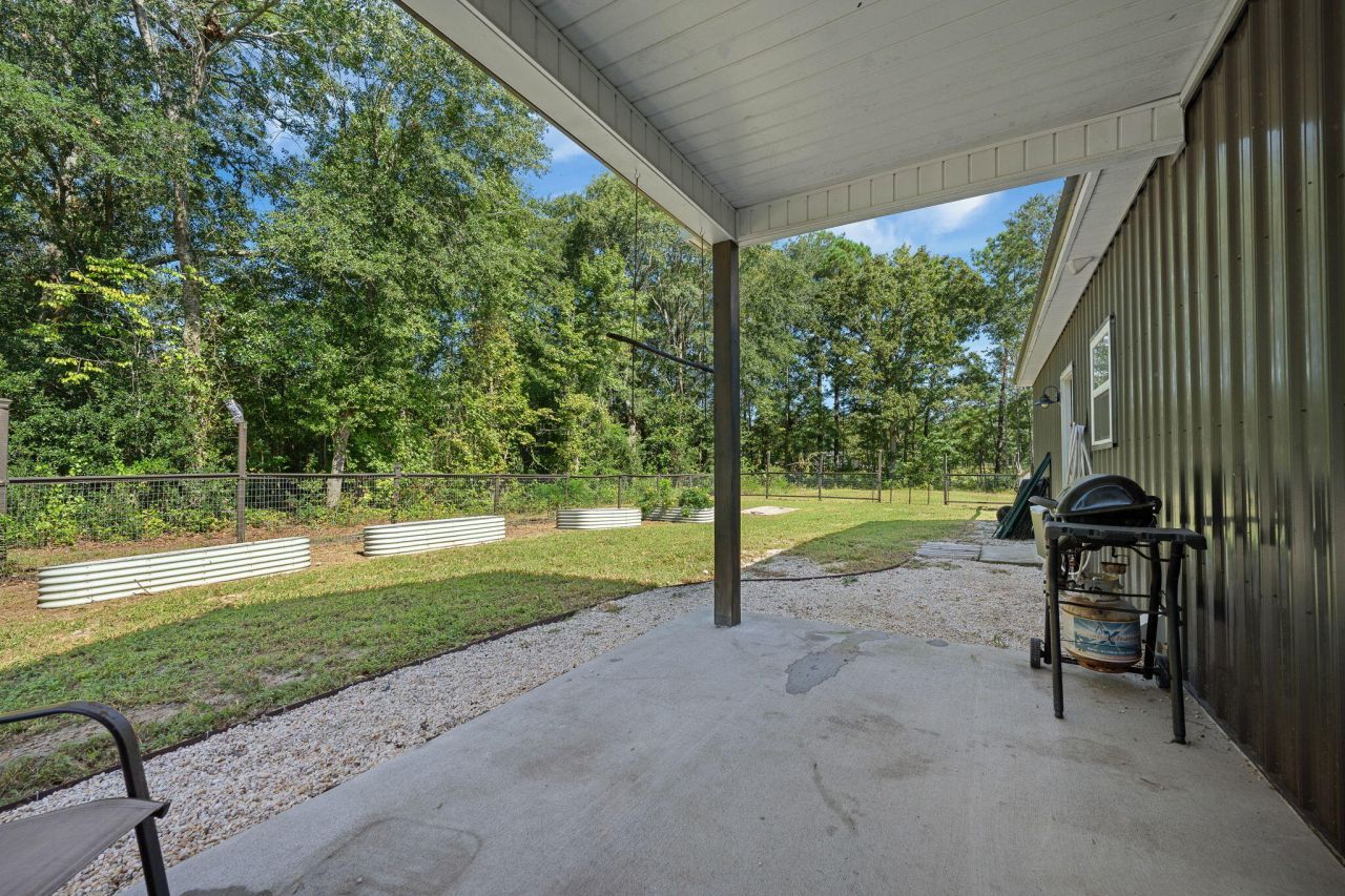 818 Frasier Lane Photo 7