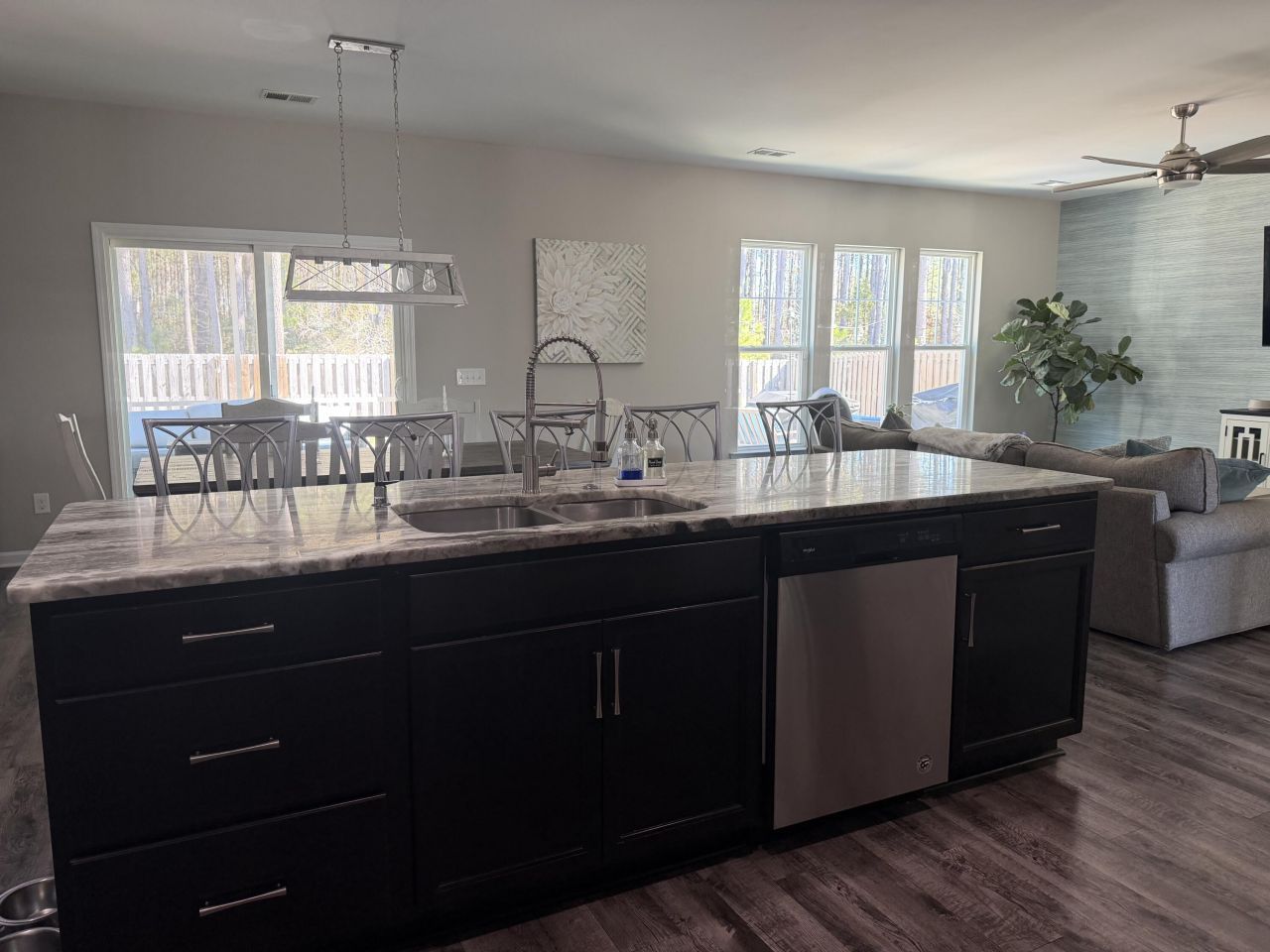 419 Sanctuary Park Drive Photo 13