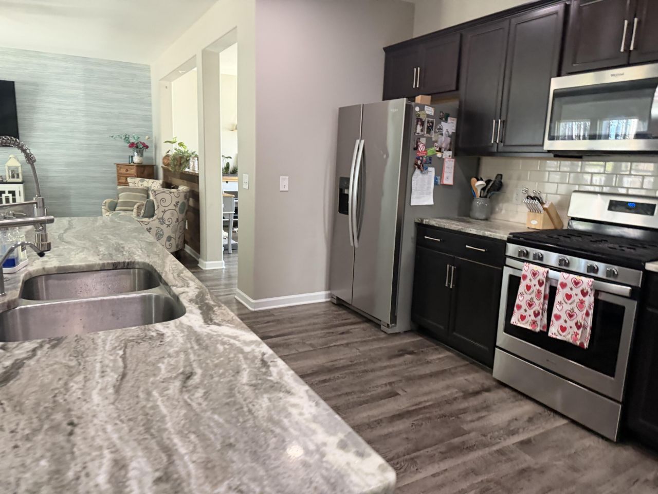 419 Sanctuary Park Drive Photo 14