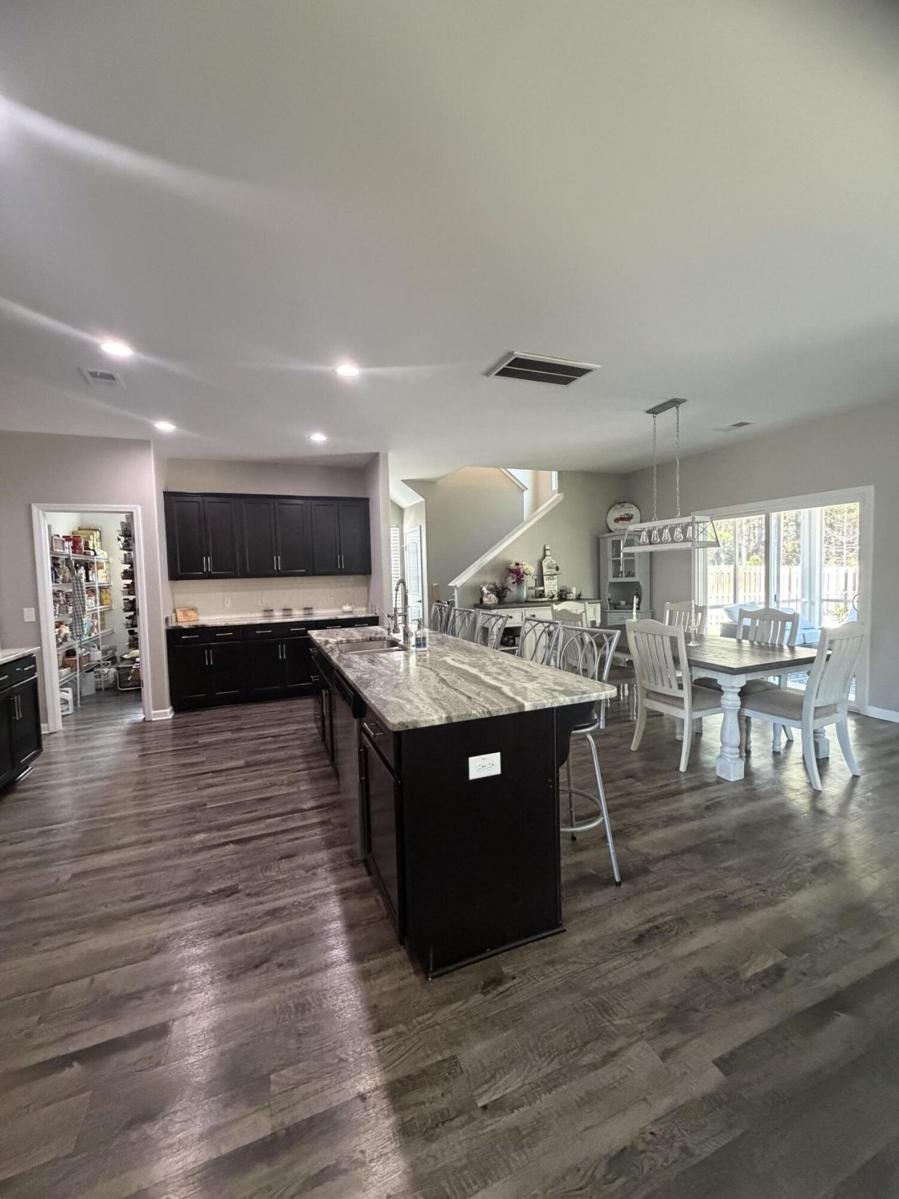 419 Sanctuary Park Drive Photo 18