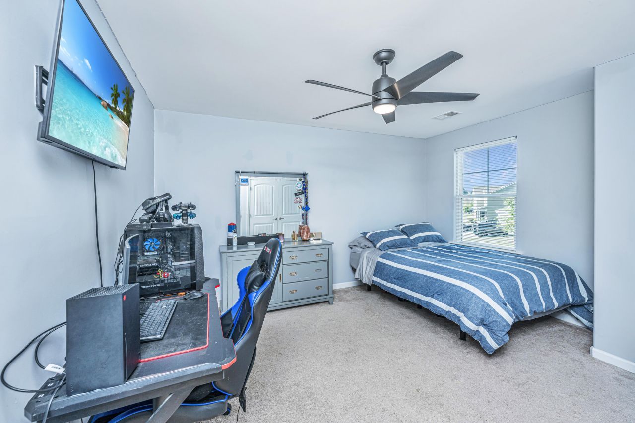 419 Sanctuary Park Drive Photo 22