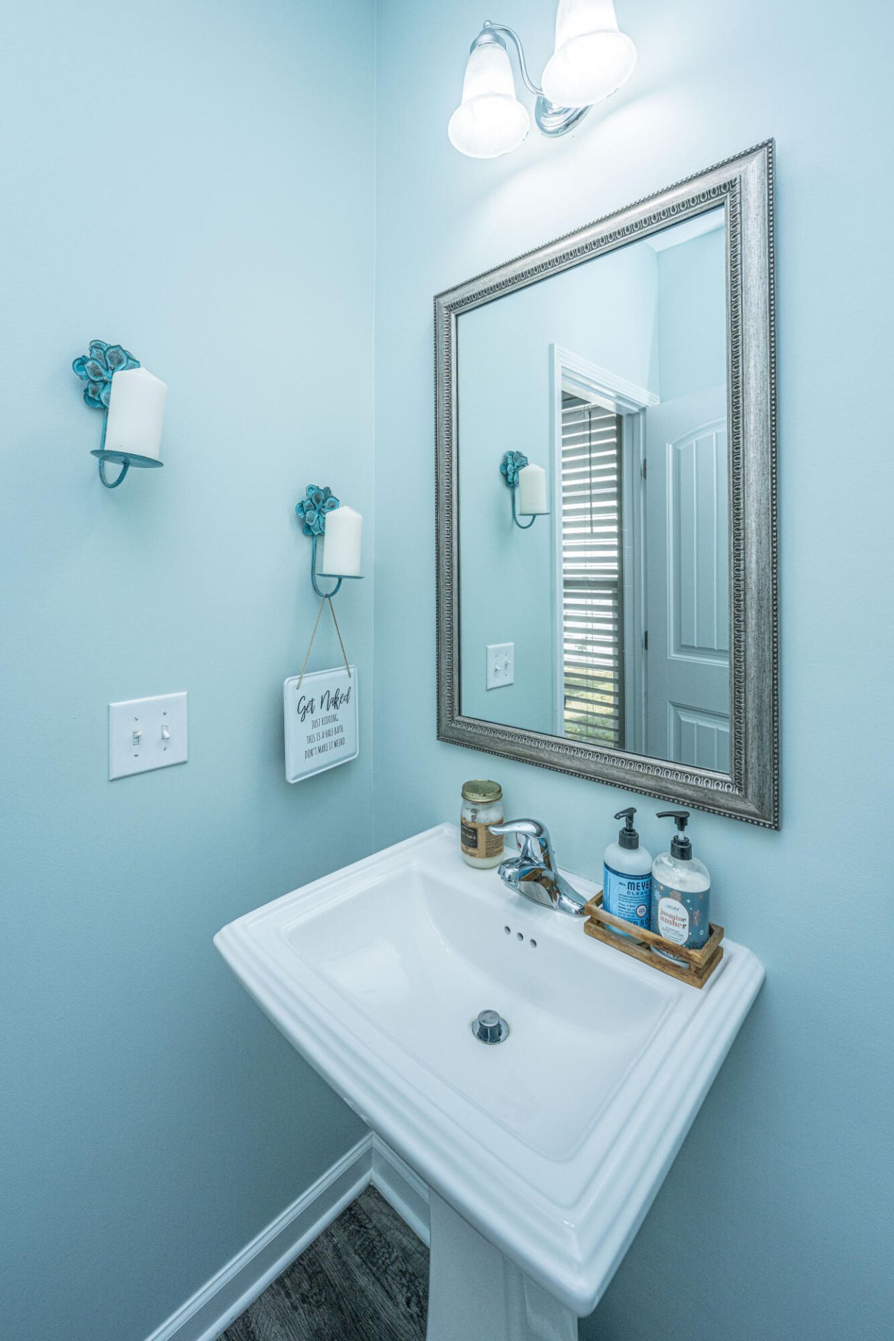 419 Sanctuary Park Drive Photo 32