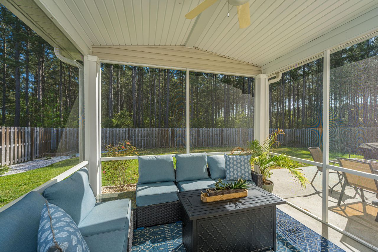 419 Sanctuary Park Drive Photo 36