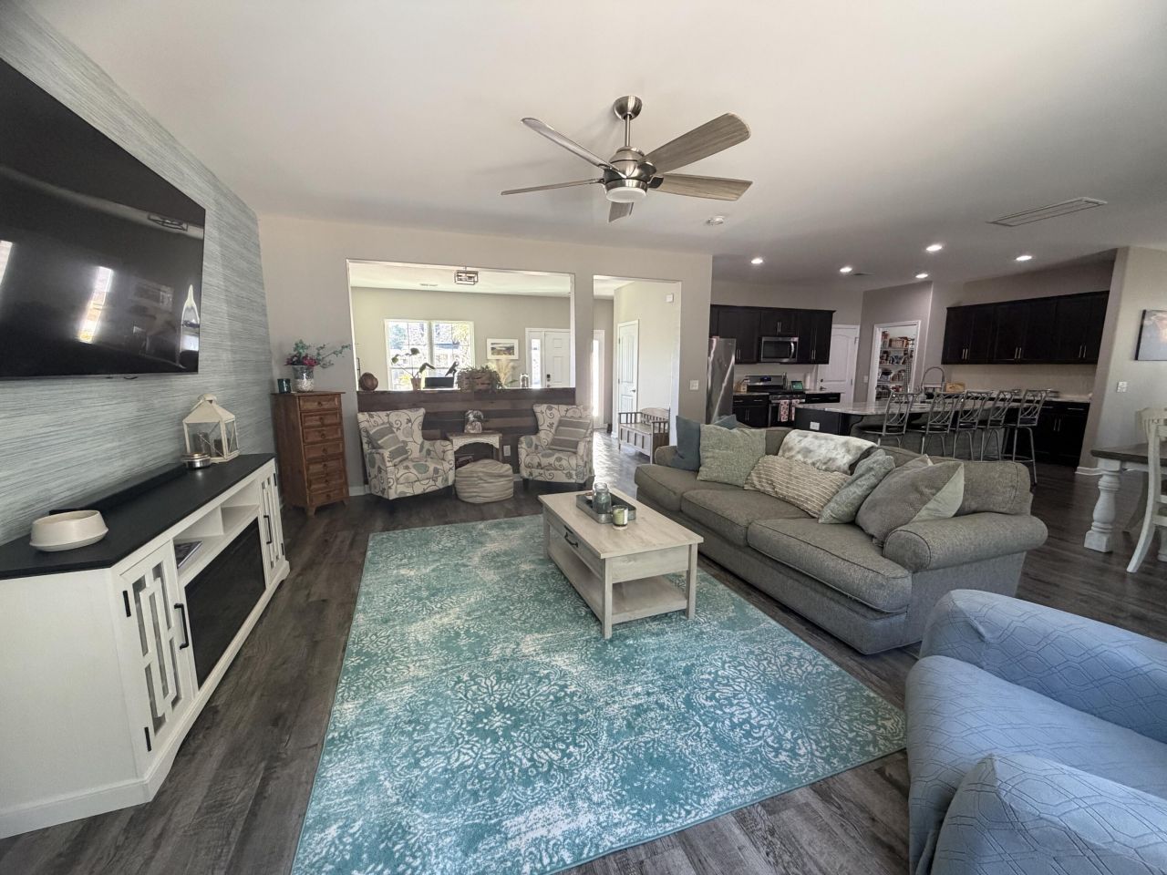 419 Sanctuary Park Drive Photo 7