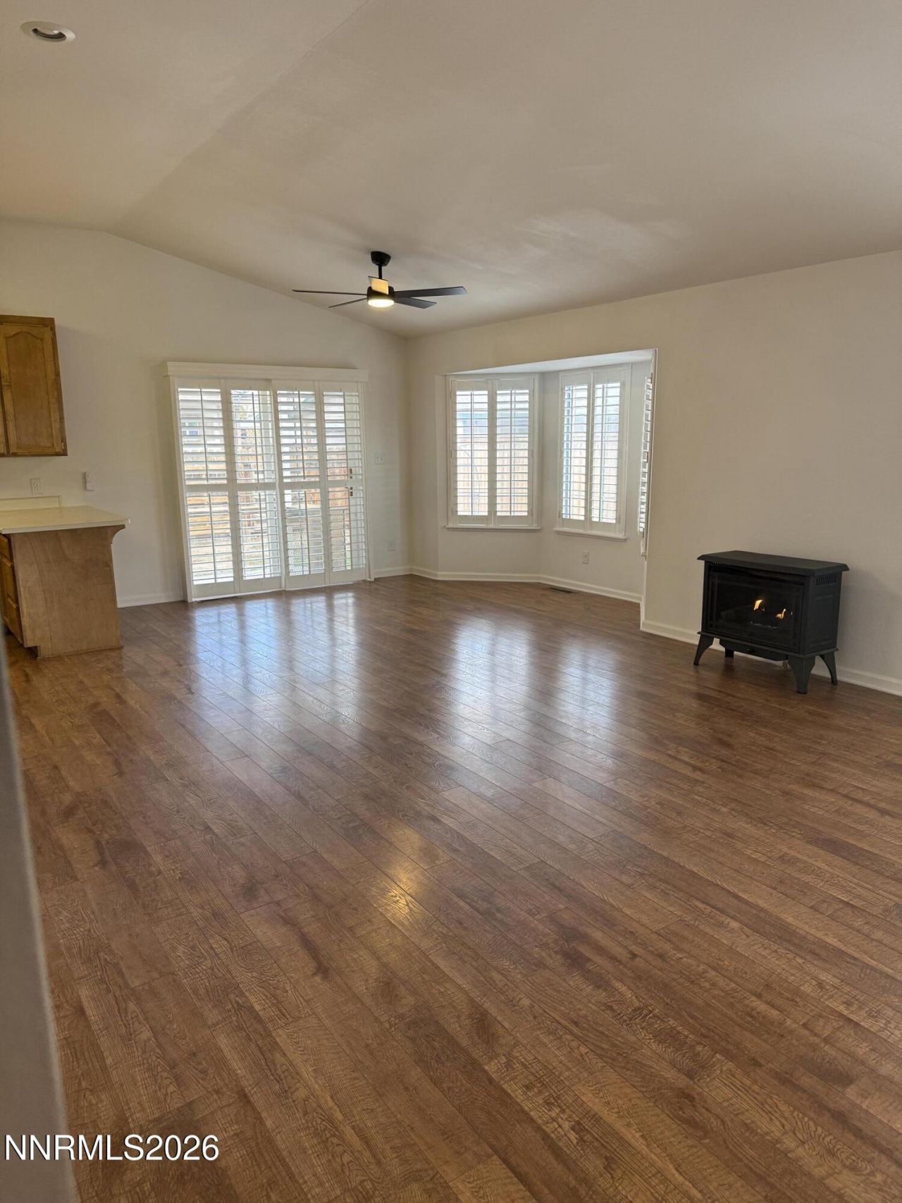 6 Emilio Court, Yerington, NV 89447 Photo