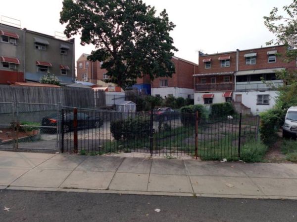 Sexton Place , Bronx, NY 10469