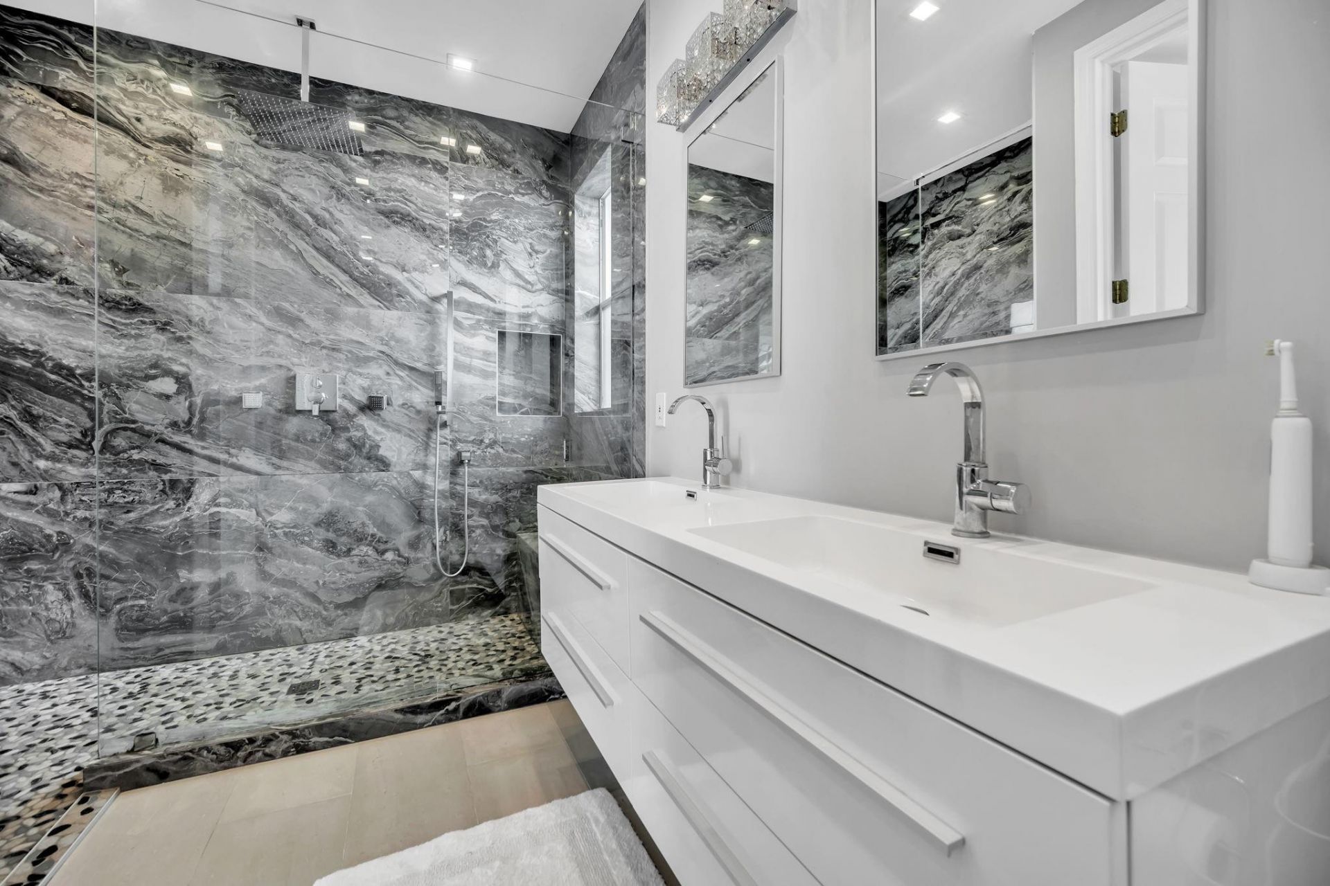 1231 Hayes Street, Hollywood, FL 33019 Photo