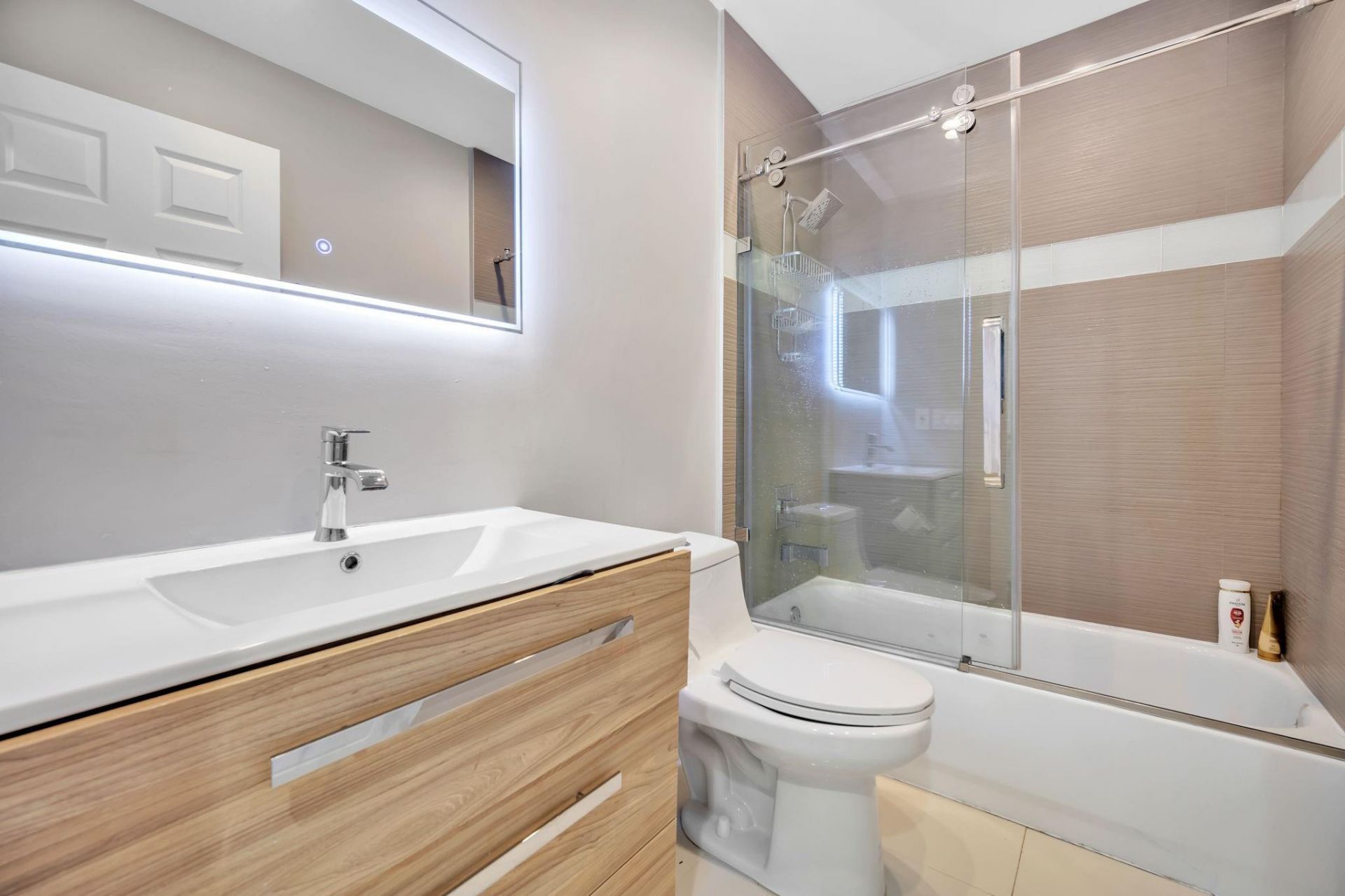 1231 Hayes Street, Hollywood, FL 33019 Photo