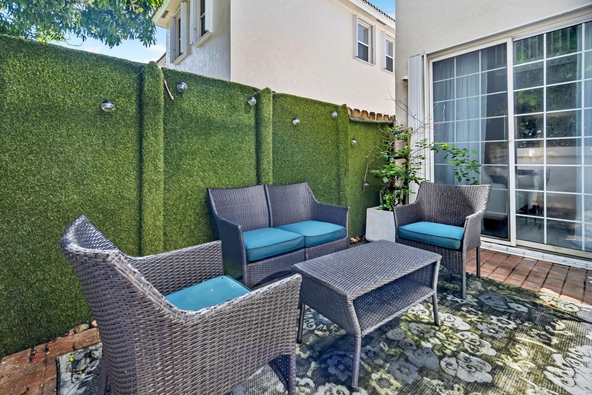 1231 Hayes Street, Hollywood, FL 33019 Photo