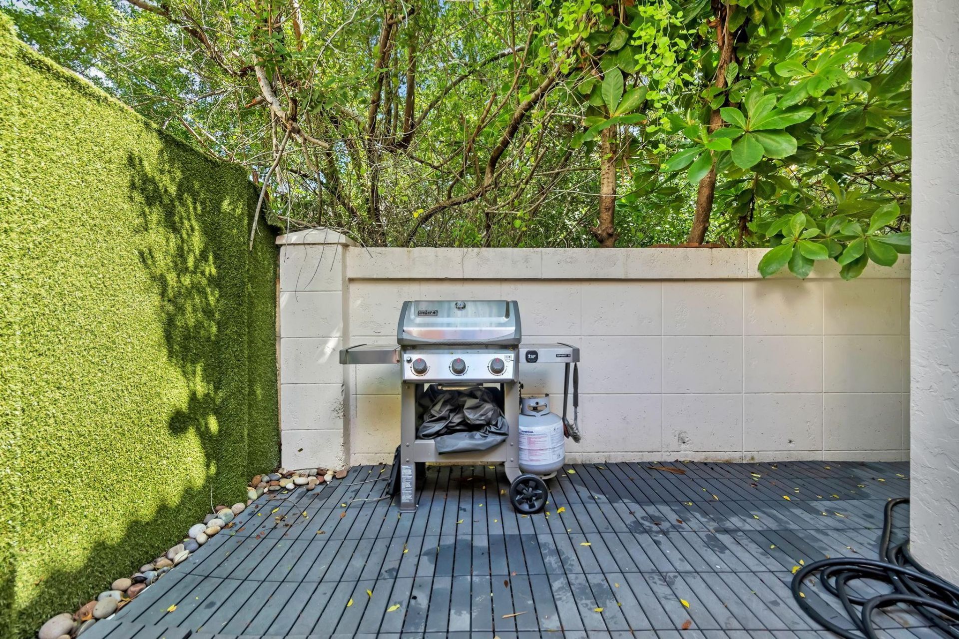 1231 Hayes Street, Hollywood, FL 33019 Photo