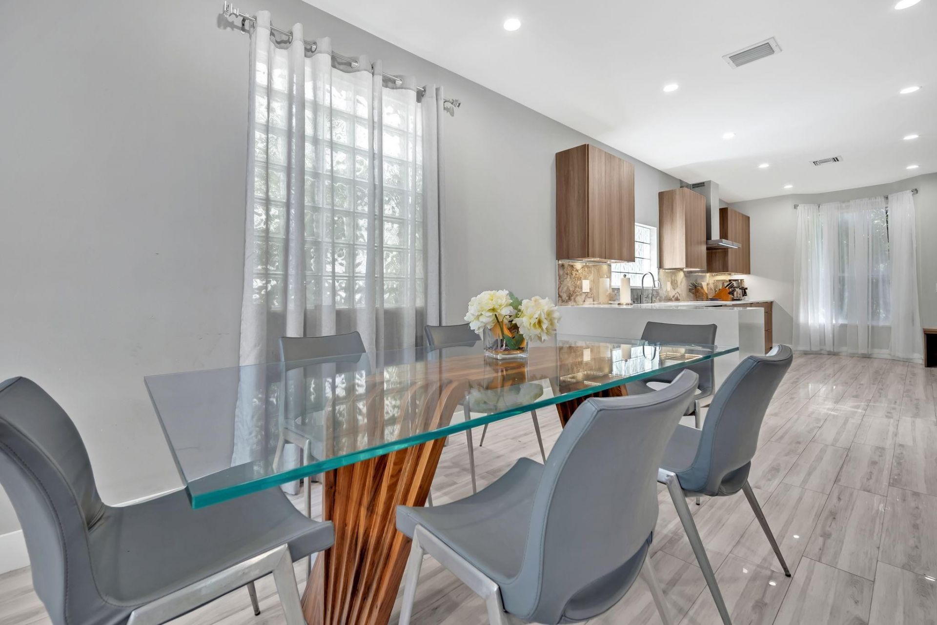 1231 Hayes Street, Hollywood, FL 33019 Photo