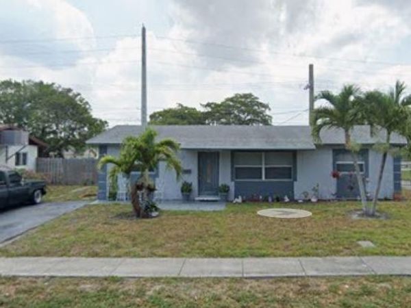 1661 NW 2nd Ter, Pompano Beach, FL 33060