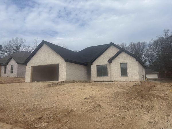 113 Red Wing Way, Haskell, AR 72015