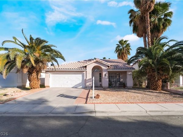 1890 Blue Ribbon Drive, Las Vegas, NV 89142