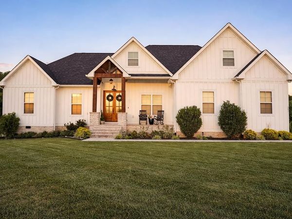 361 Parragon Rd, Cookeville, TN 38506