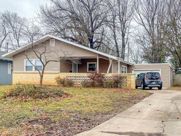 1455 E Berkeley Street , Springfield, MO 65804