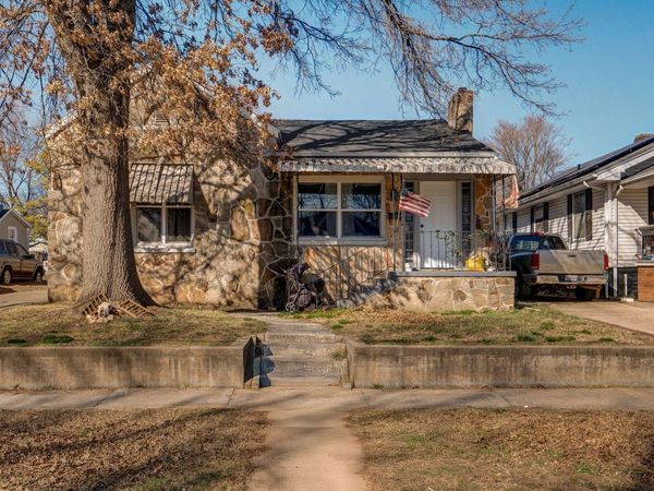 723 W Webster Street , Springfield, MO 65802