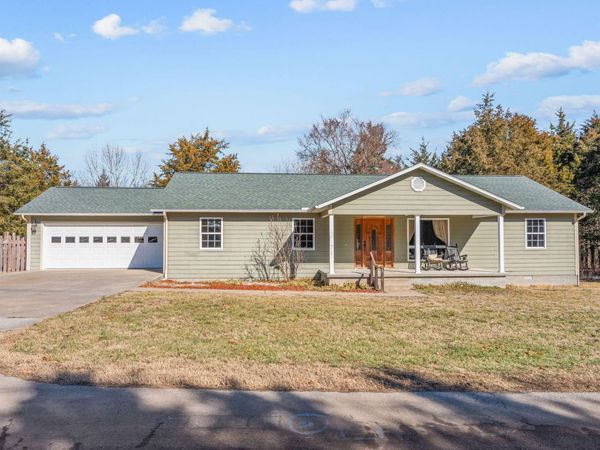 253 Green Cypress Road , Shell Knob, MO 65747
