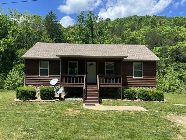 941 Peace In The Valley Road , Blue Eye, MO 65611