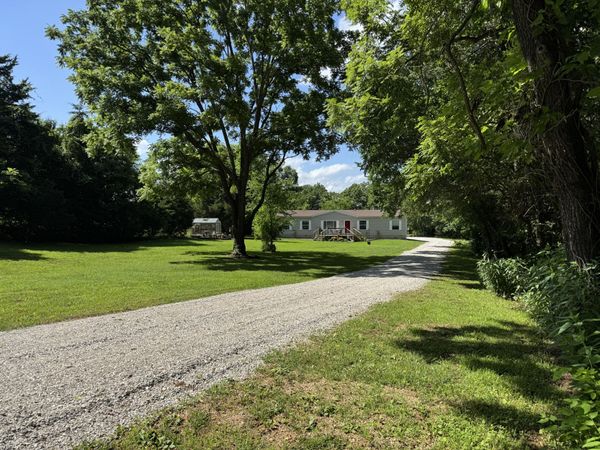 22465 E 850th Road, Humansville, MO 65674