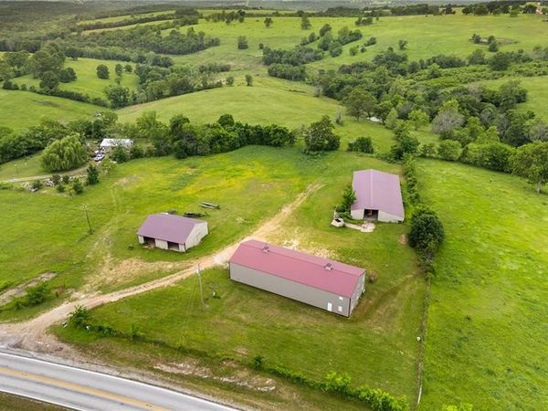 379 E 14 Highway, Lead Hill, AR 72644