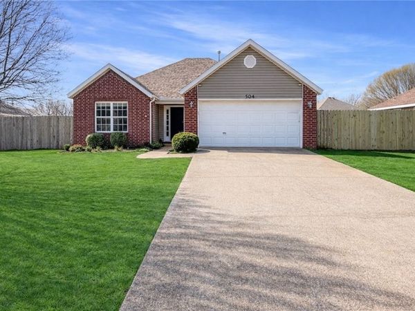 504 Emerald Street , Lowell, AR 72745