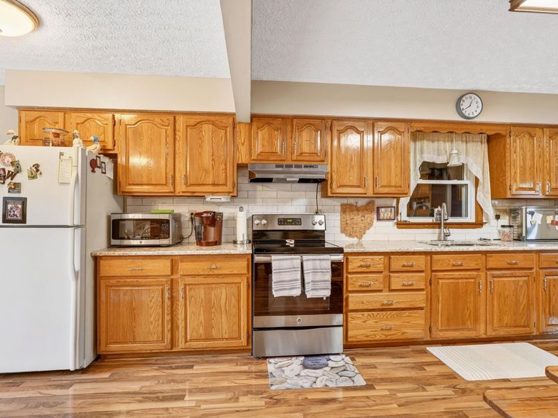 850 Marquette Drive NE, Unit R1, Lancaster, OH 43130 Photo 7