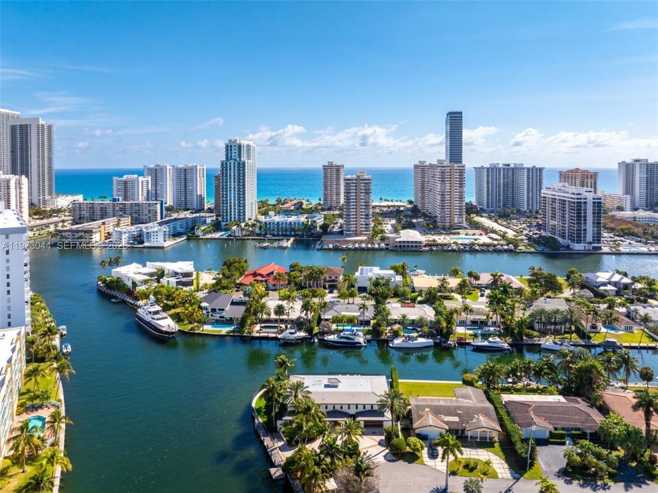 501 Hibiscus Dr, Hallandale Beach, FL 33009 Photo