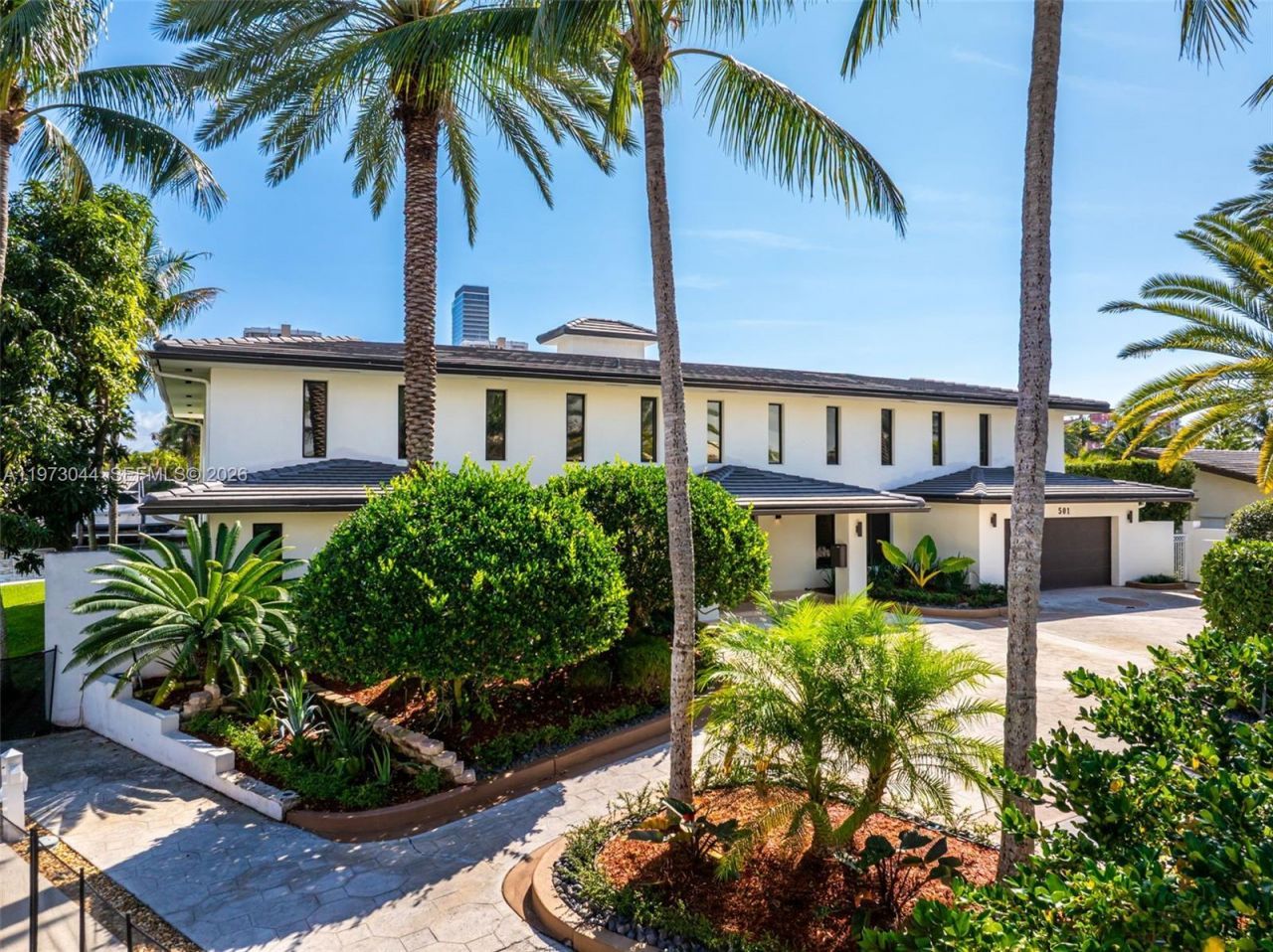 501 Hibiscus Dr, Hallandale Beach, FL 33009 Photo