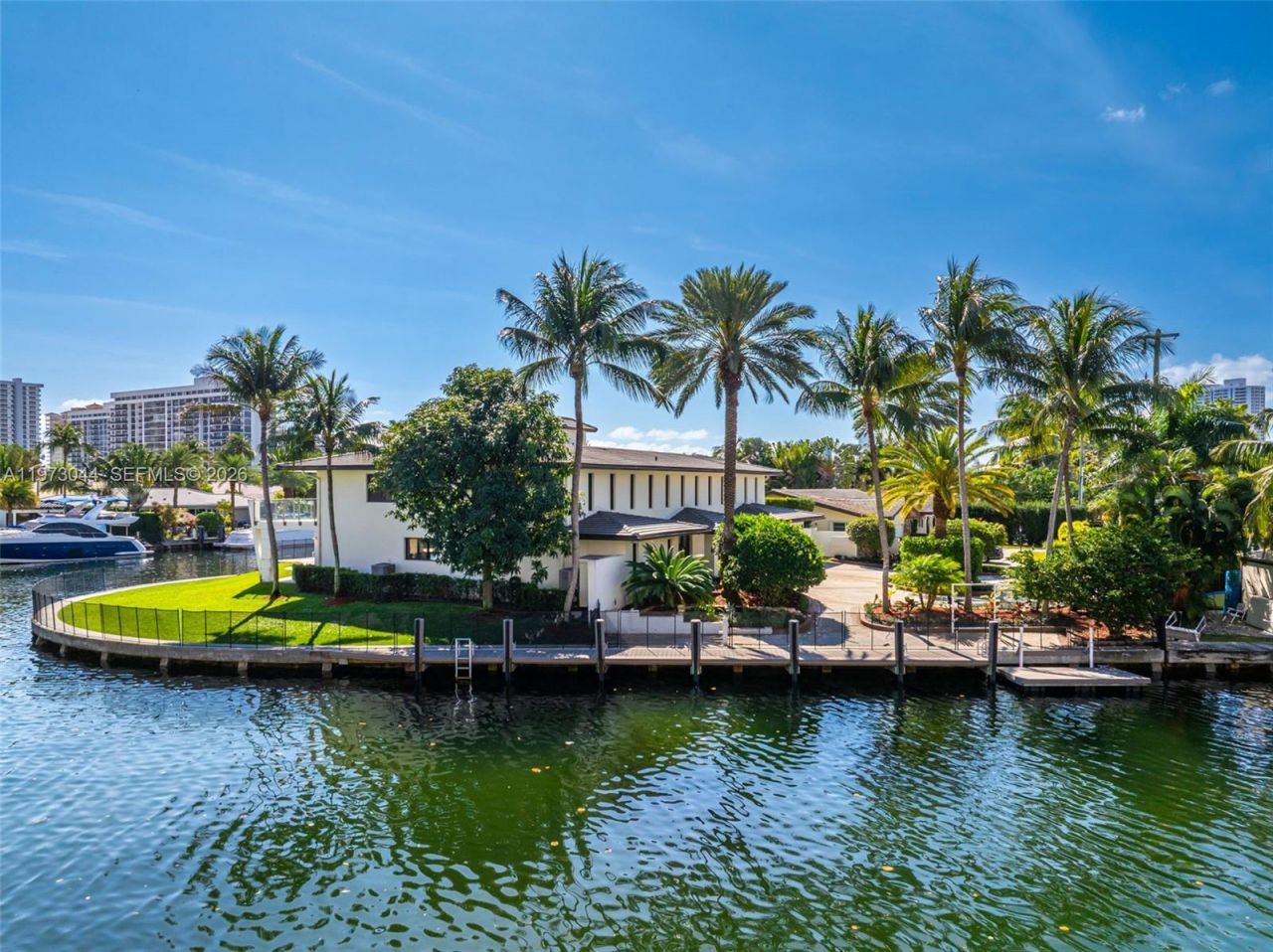 501 Hibiscus Dr, Hallandale Beach, FL 33009 Photo