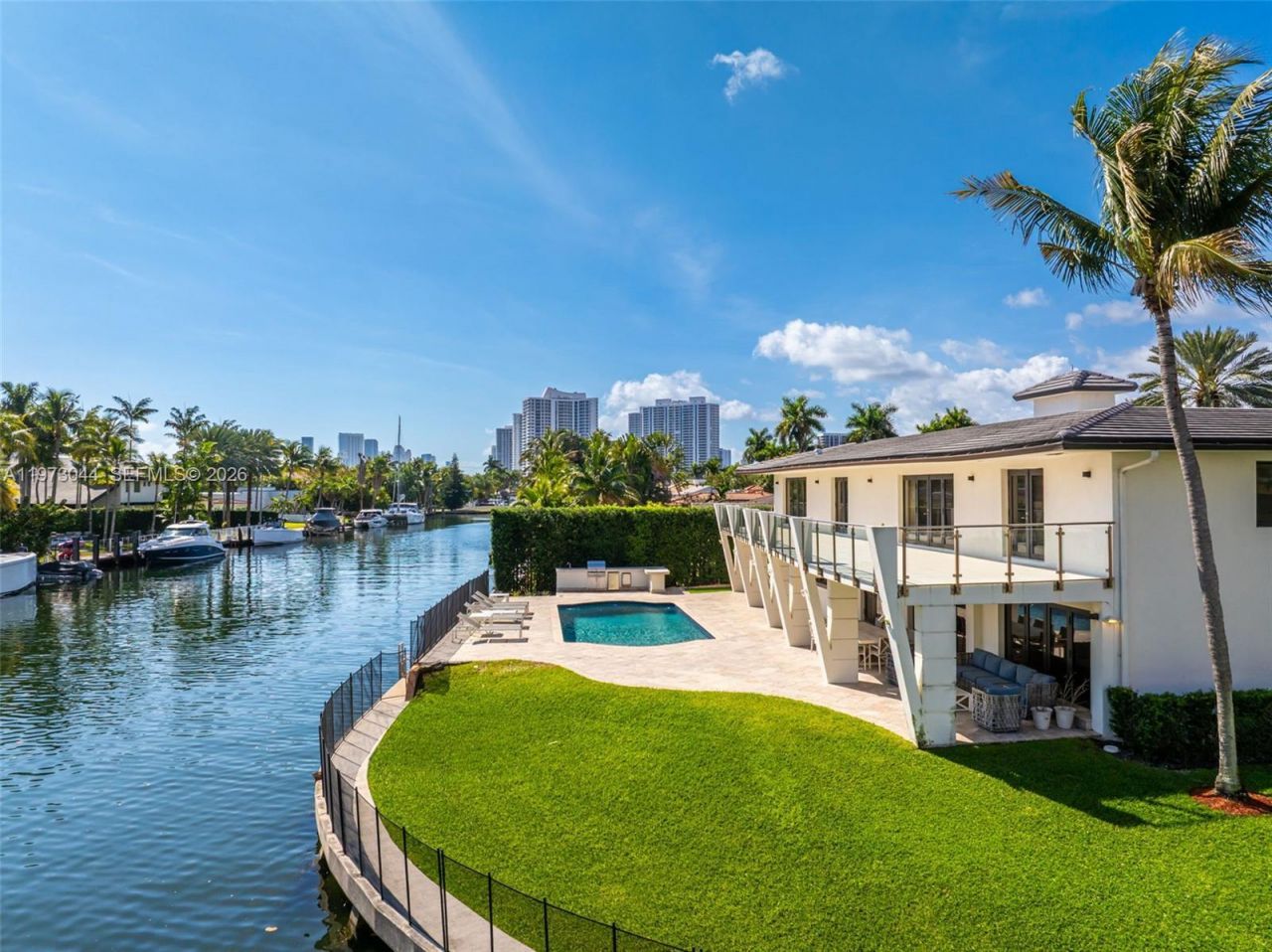 501 Hibiscus Dr, Hallandale Beach, FL 33009 Photo