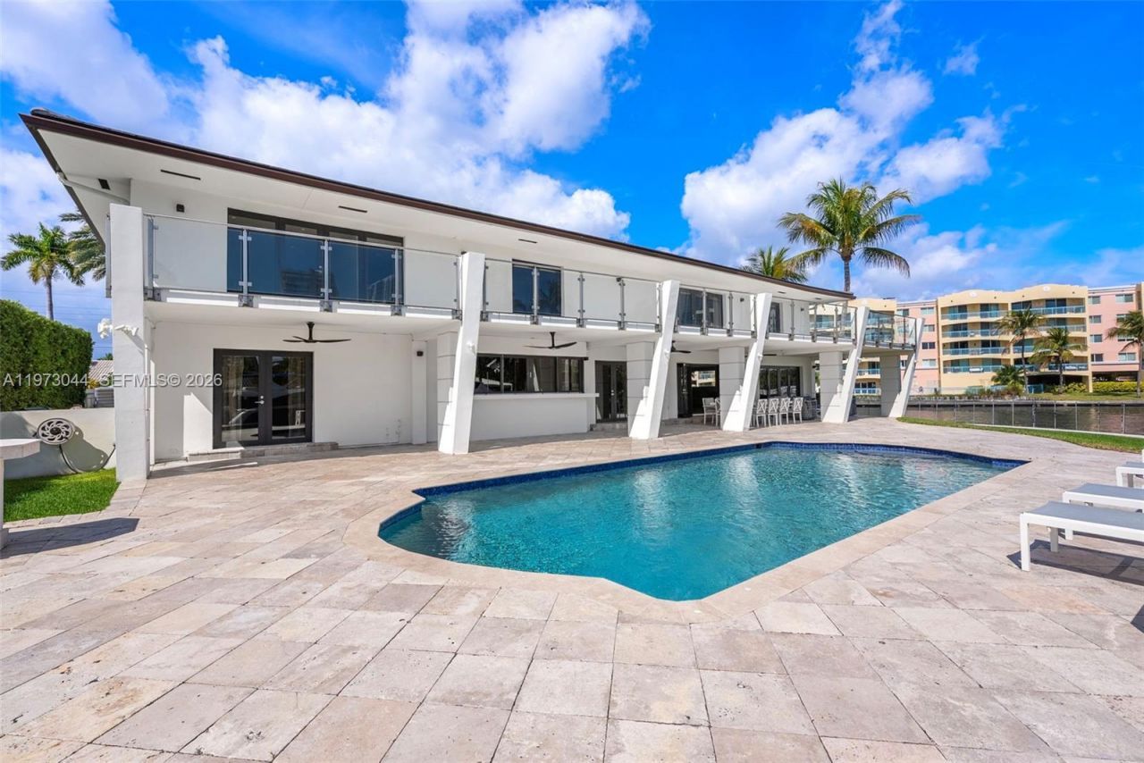 501 Hibiscus Dr, Hallandale Beach, FL 33009 Photo