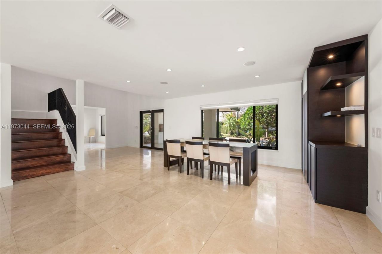 501 Hibiscus Dr, Hallandale Beach, FL 33009 Photo