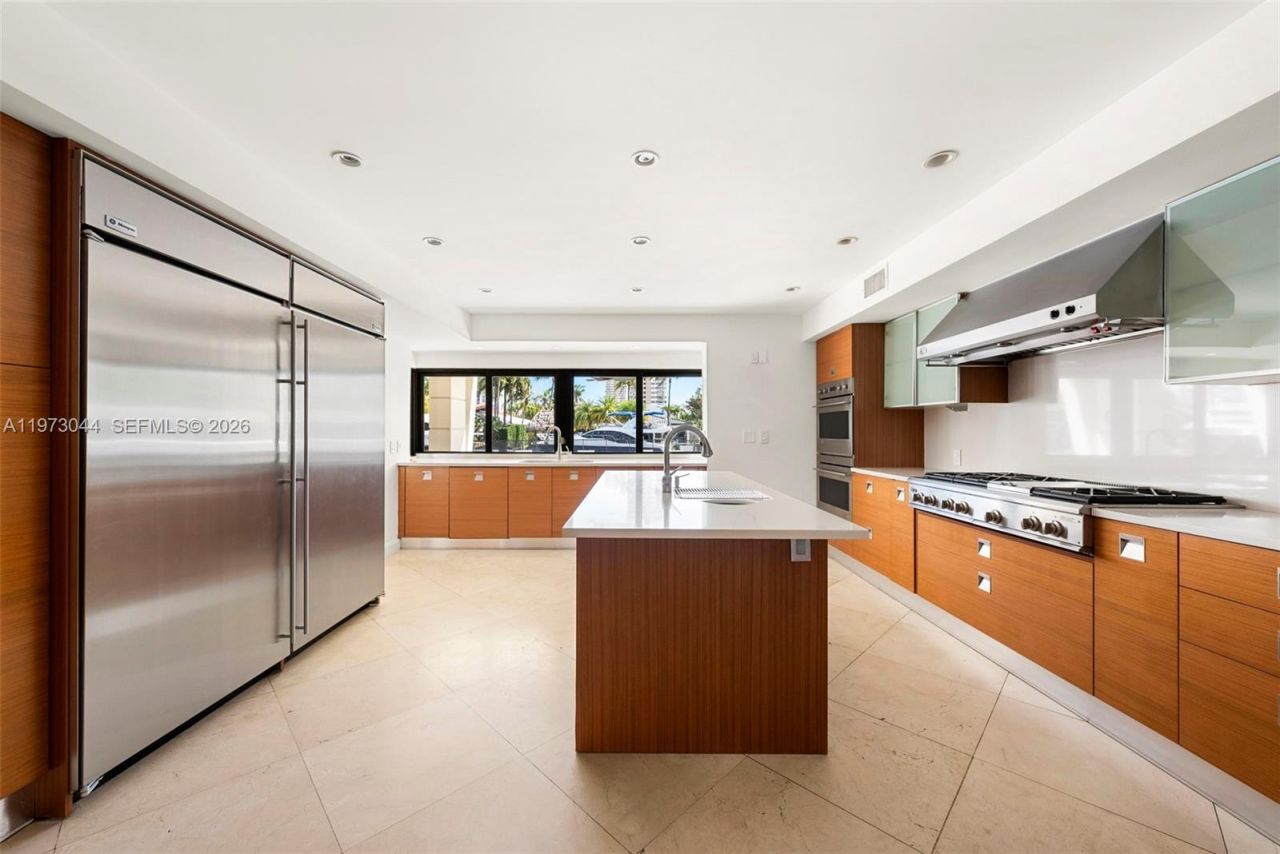 501 Hibiscus Dr, Hallandale Beach, FL 33009 Photo