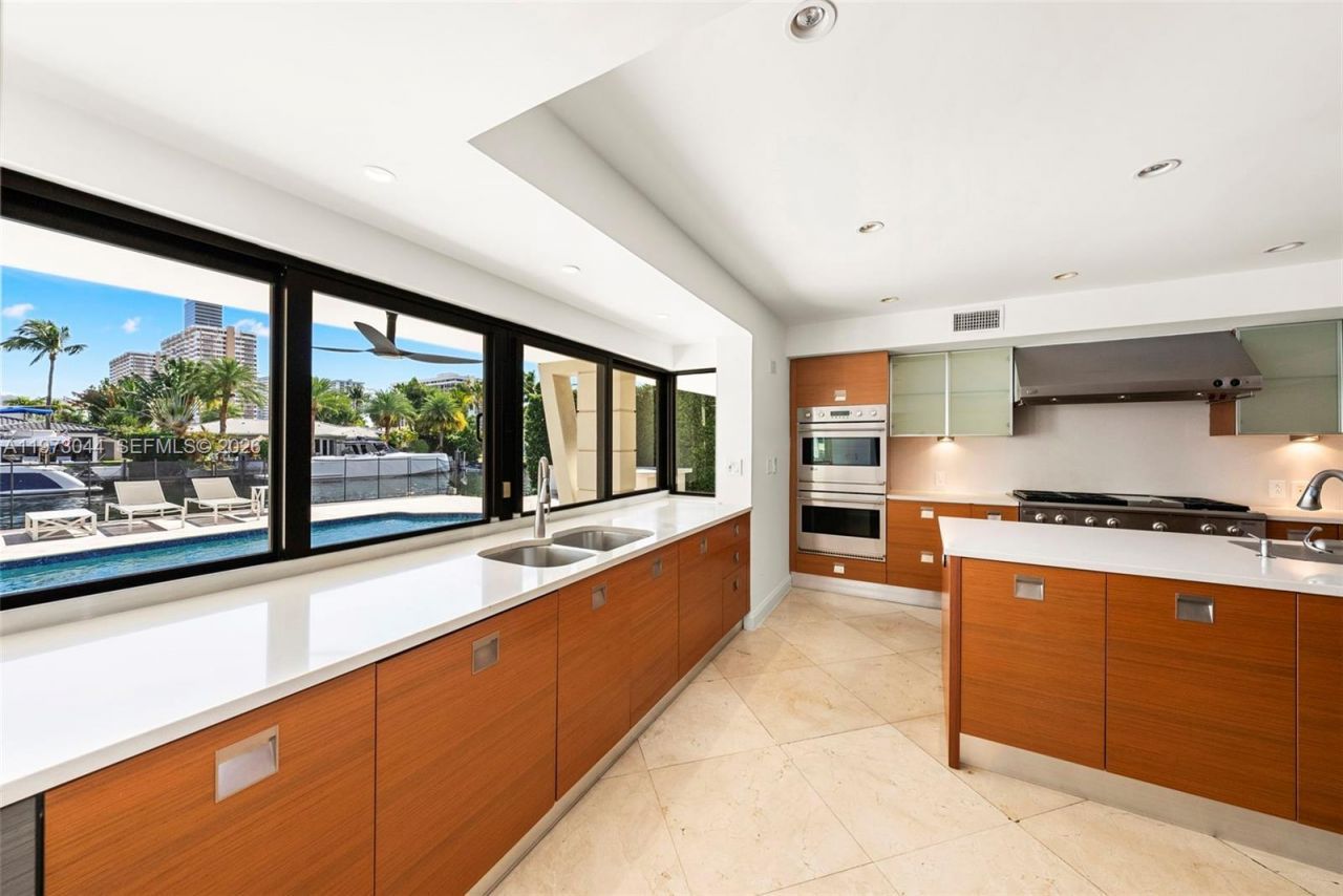 501 Hibiscus Dr, Hallandale Beach, FL 33009 Photo