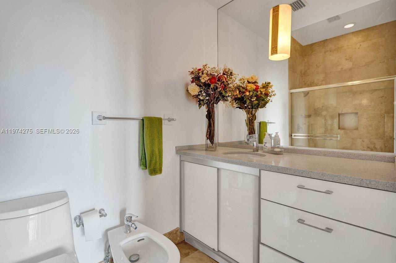 100 Lincoln Rd, Unit PH12, Miami Beach, FL 33139 Photo