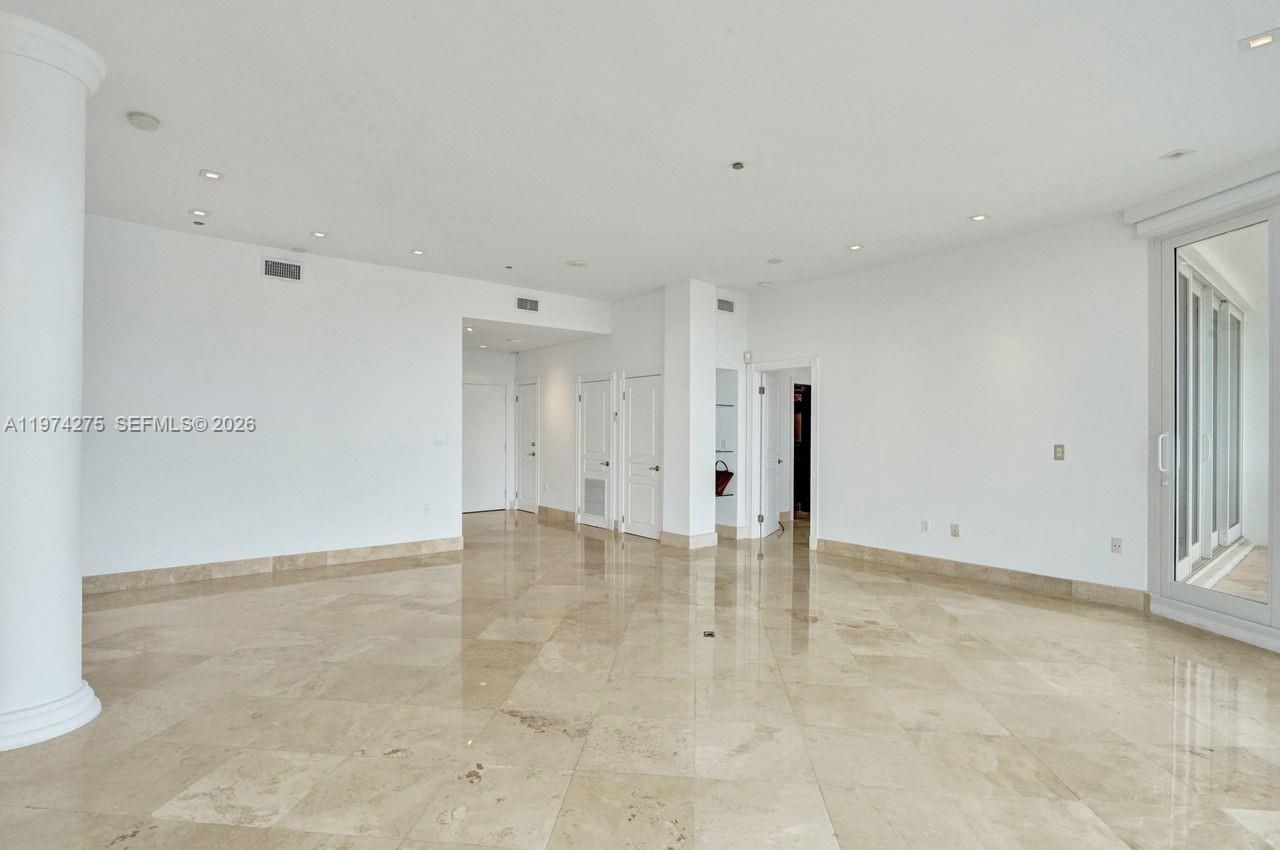 100 Lincoln Rd, Unit PH12, Miami Beach, FL 33139 Photo