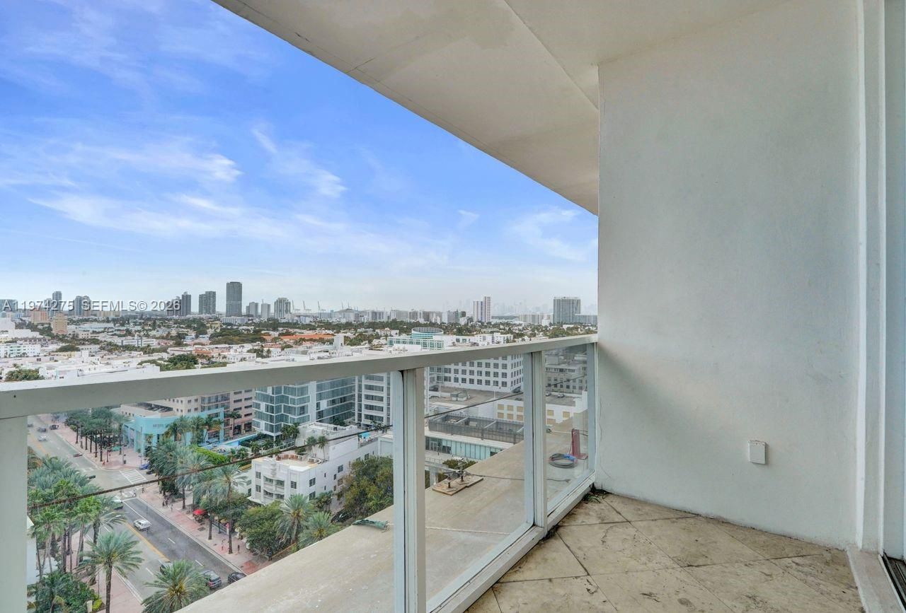 100 Lincoln Rd, Unit PH12, Miami Beach, FL 33139 Photo