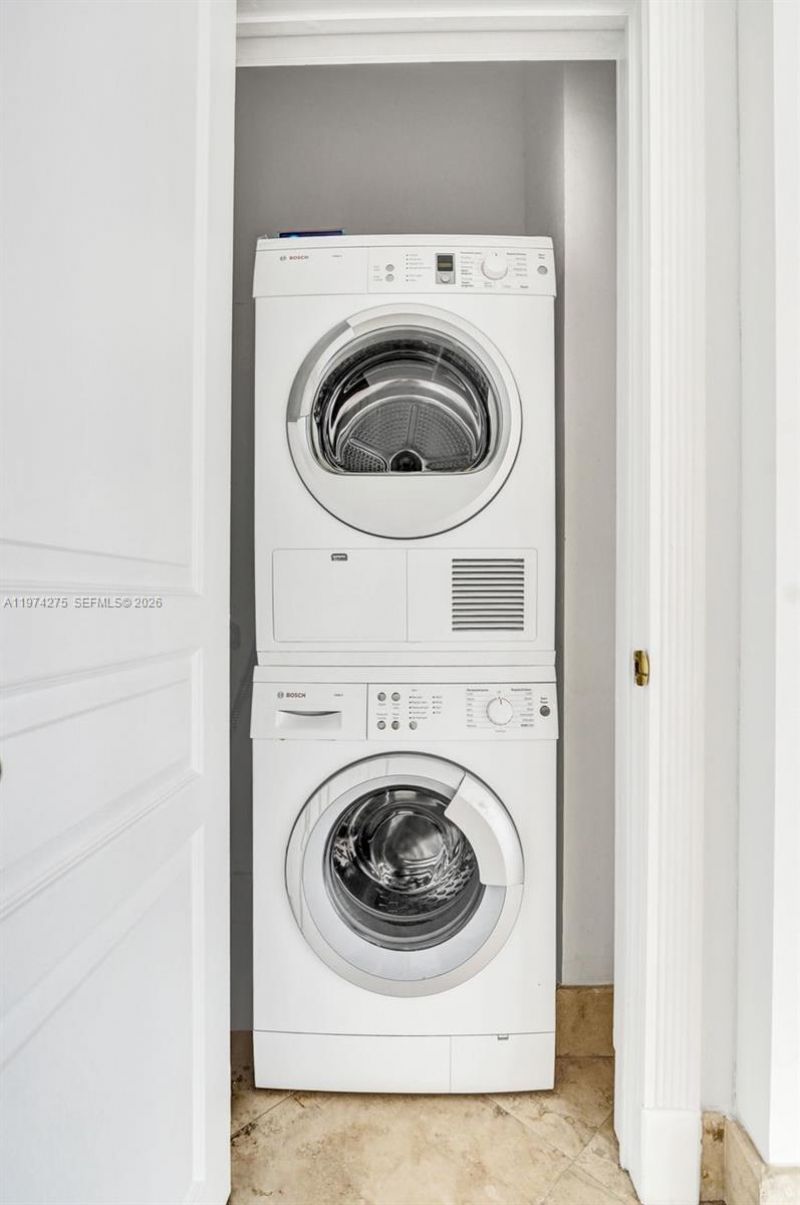 100 Lincoln Rd, Unit PH12, Miami Beach, FL 33139 Photo