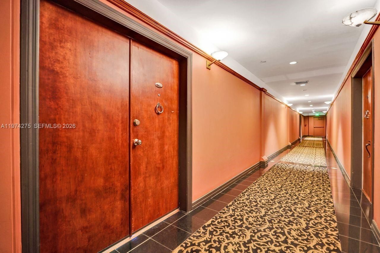 100 Lincoln Rd, Unit PH12, Miami Beach, FL 33139 Photo